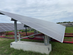 4.6-megawatt solar panel array on former city landfill