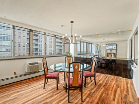 1919 N. Summit Ave., Unit 11C