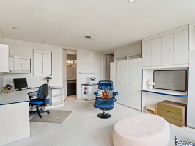 1919 N. Summit Ave., Unit 11C