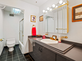 1919 N. Summit Ave., Unit 11C