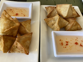 Crab rangoons