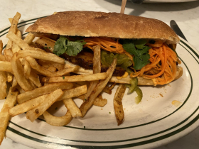 Bahn mi