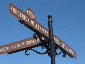 Miller Park signs
