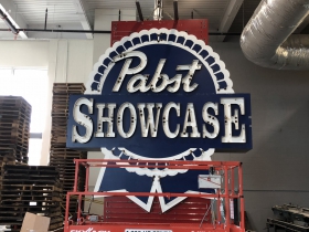 Pabst Showcase Sign