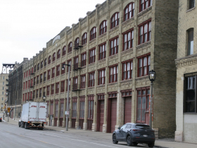 126 S. 2nd St. - Lindsay Brothers Building