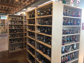 Bobbleheads and Bobbleheads