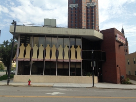 111 W. Kilbourn Ave 111 W. Kilbourn Ave