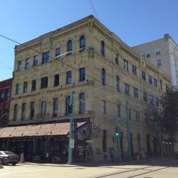 Jewett & Sherman Merchants’ Mills Building, 343-345 N. Broadway. Photo by Mariiana Tzotcheva