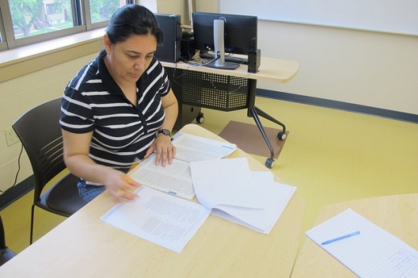 Fatima Lara, who’s taking GED prep classes at Journey House, is trying to complete her GED exams before the test changes. (Photo by Edgar Mendez)