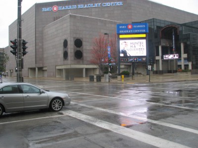 Build Bucks Arena in Inner City?