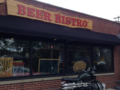 Dining: Beer Bistro Cooks Everything With Beer