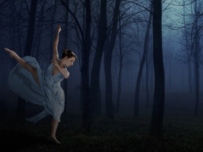 Danceworks Performance Company delves into the mysterious for season opener:  Footsteps, Shadows and Whispers