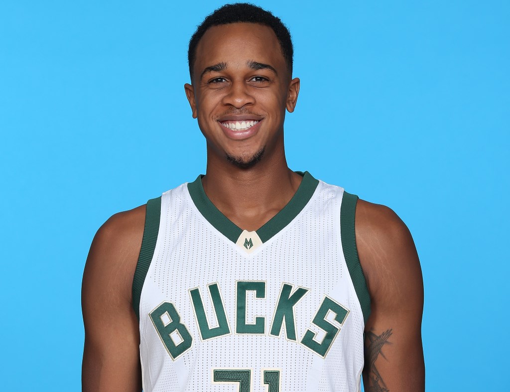 Report: John Henson agrees to $44 million extension with Bucks - Brew Hoop