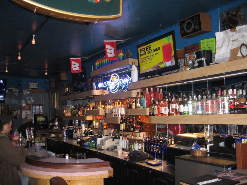 woody's bar and kitchen photos