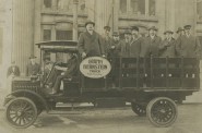Gramm-Bernstein Delivery Truck, c. 1916. Image courtesy of Jeff Beutner.