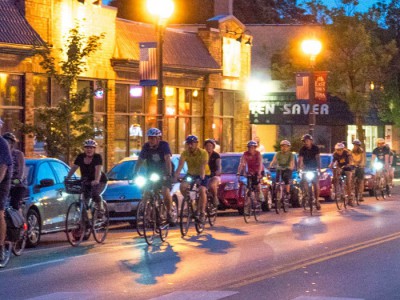 Bike Czar: Tosa Full Moon Ride a Glowing Success