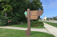 Lake Park sign. Photo by Dave Reid.