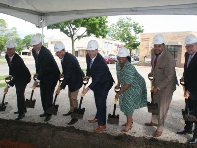 Eyes on Milwaukee: New Bank for Sherman Park