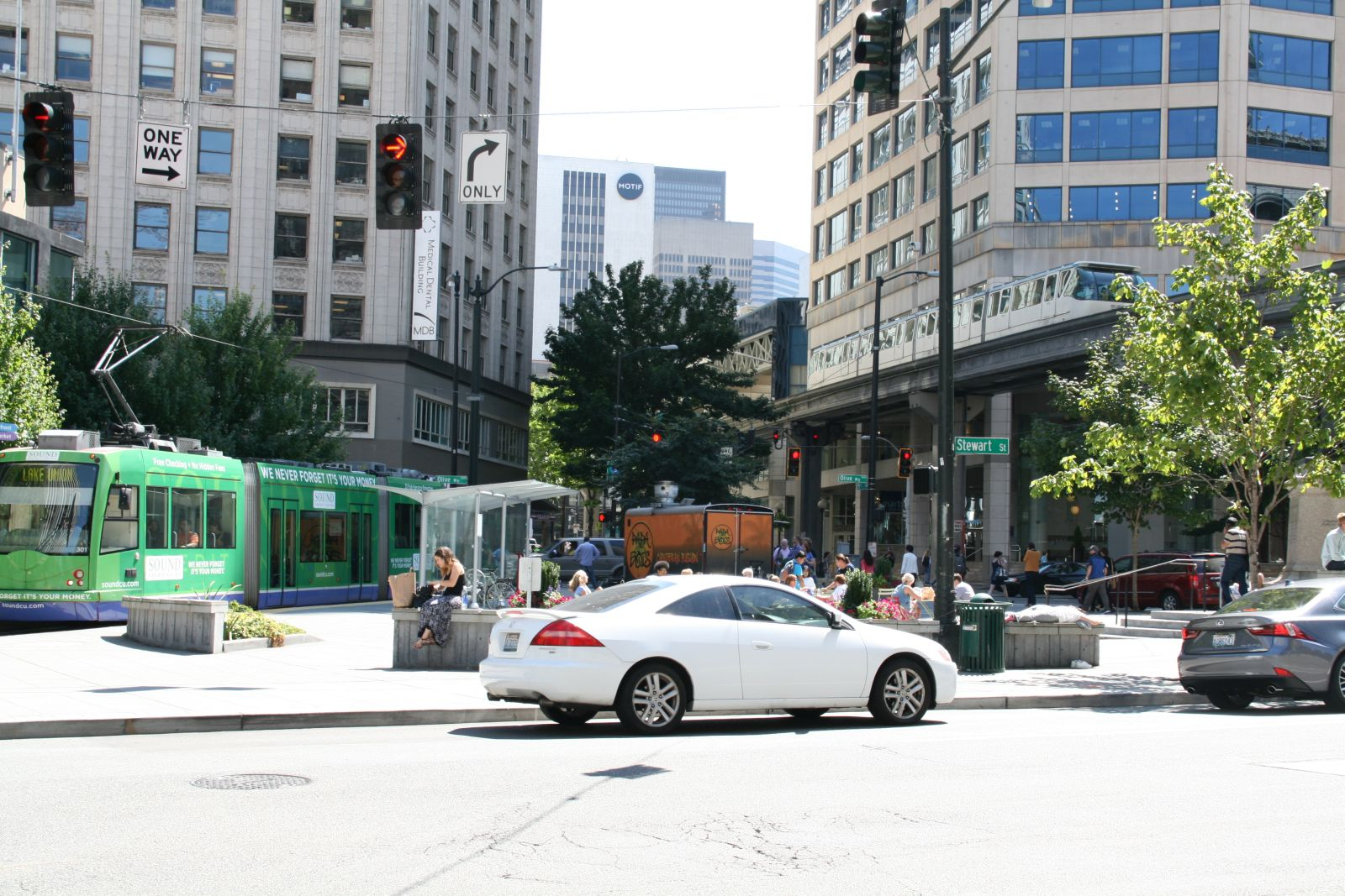 The Seattle Monorail, with the more pedestrian and automobile friendly South Lake Union Streetcar. Photo by Jeramey Jannene.