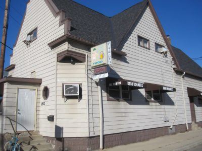 New Tavern For Former Baby Boomers in Bay View