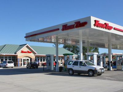 Campaign Cash: Kwik Trip Cashes in on Walker Support