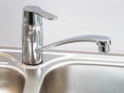 Do 3,000 Homes in City Lack Plumbing?