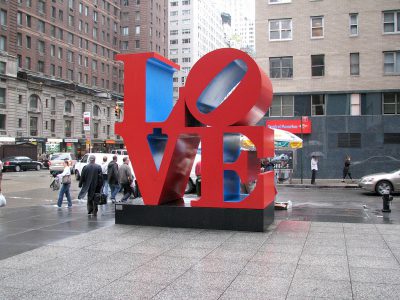 Sculpture Milwaukee gives Wisconsin Avenue some LOVE