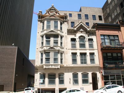 216-222 E. Mason St.