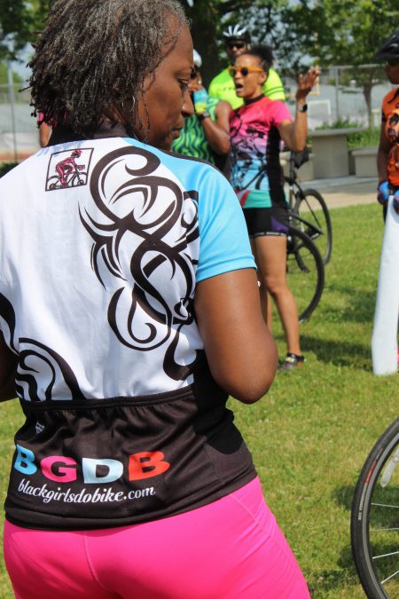 Julie Ann Landy wears the official BGDB jersey at a meet-up in Hart Park. Photo by Mary Bolich.