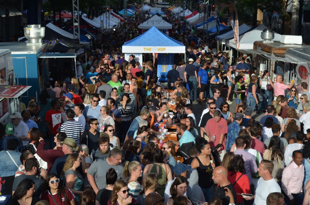 NEWaukee Hosts Final Night Market of 2018 This Wednesday