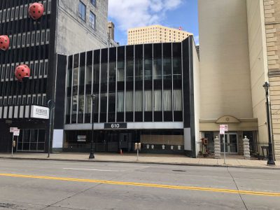 Plenty of Horne: New Boutique for Water Street