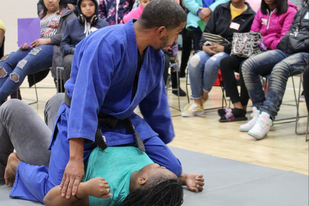 Fred Coleman taught a self-defense class to help girls escape dangerous situations. Photo by Allison Dikanovic/NNS.