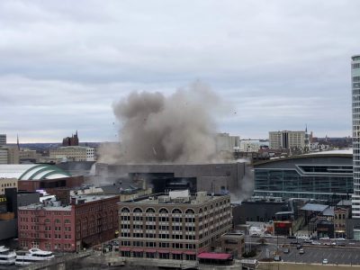 Eyes on Milwaukee: Watch the Bradley Center Roof Drop