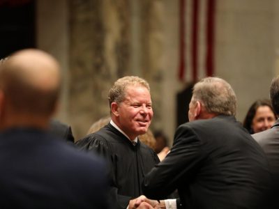 Justice Kelly Asks to ‘Unrecuse’ Himself