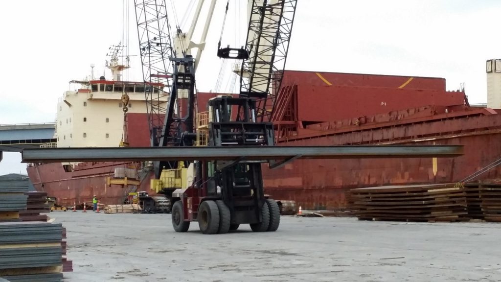 Steel from Europe being unloaded at Port Milwaukee, May 2015. Photo by Peter Hirthe.