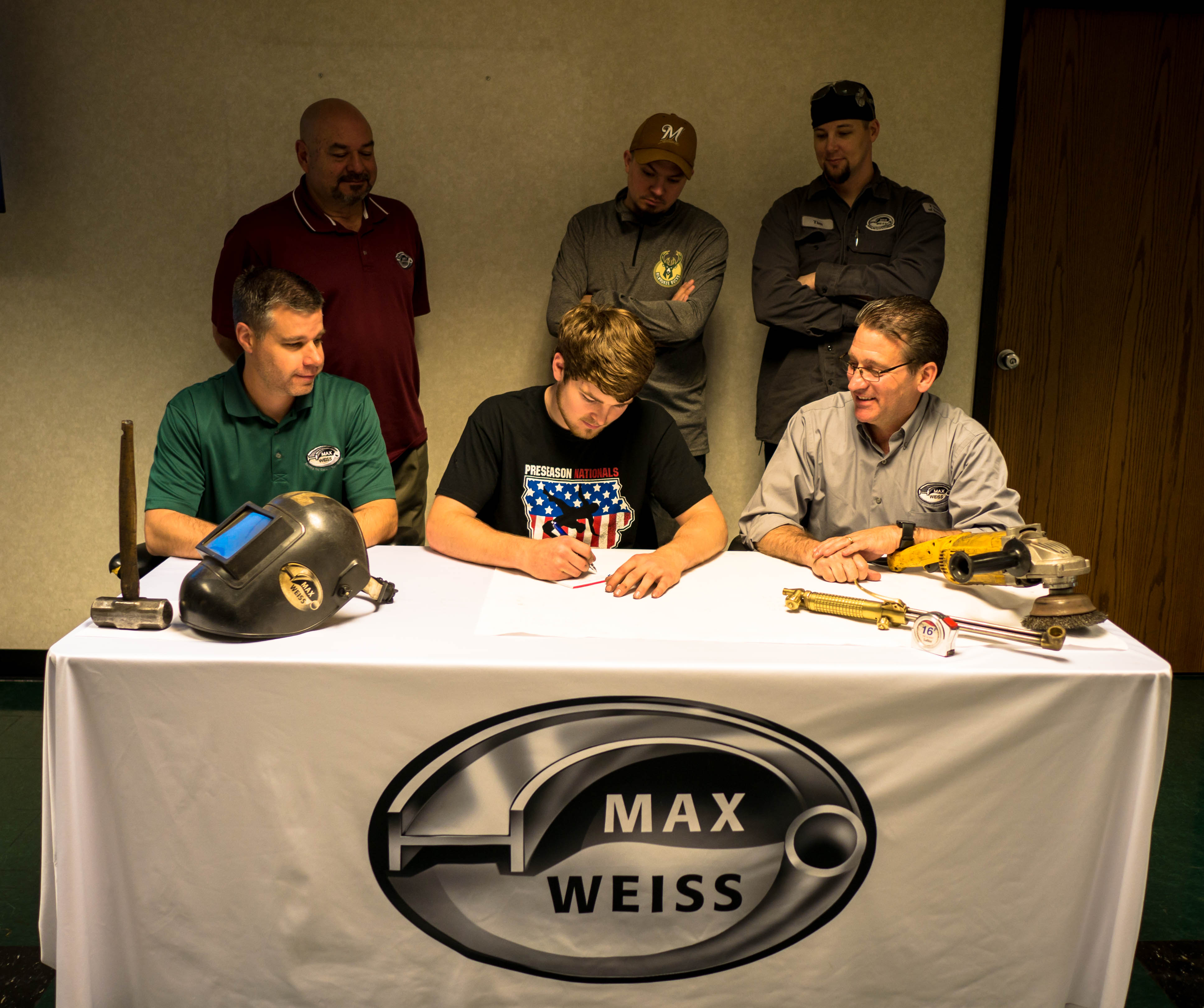 Max Weiss Company “Signs” Grayson Vandenbush as Metalworking Intern