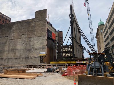 Eyes on Milwaukee: Symphony Moves a 625-Ton Wall