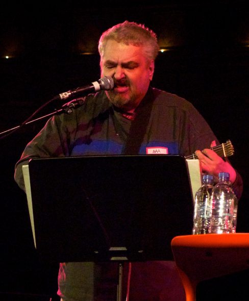 Daniel Johnston. Photo by Paul Hudson from United Kingdom [CC BY 2.0 (https://creativecommons.org/licenses/by/2.0)].