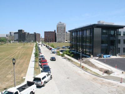 Eyes on Milwaukee: Rite-Hite Will Move HQ, 300 Employees to Reed Street Yards