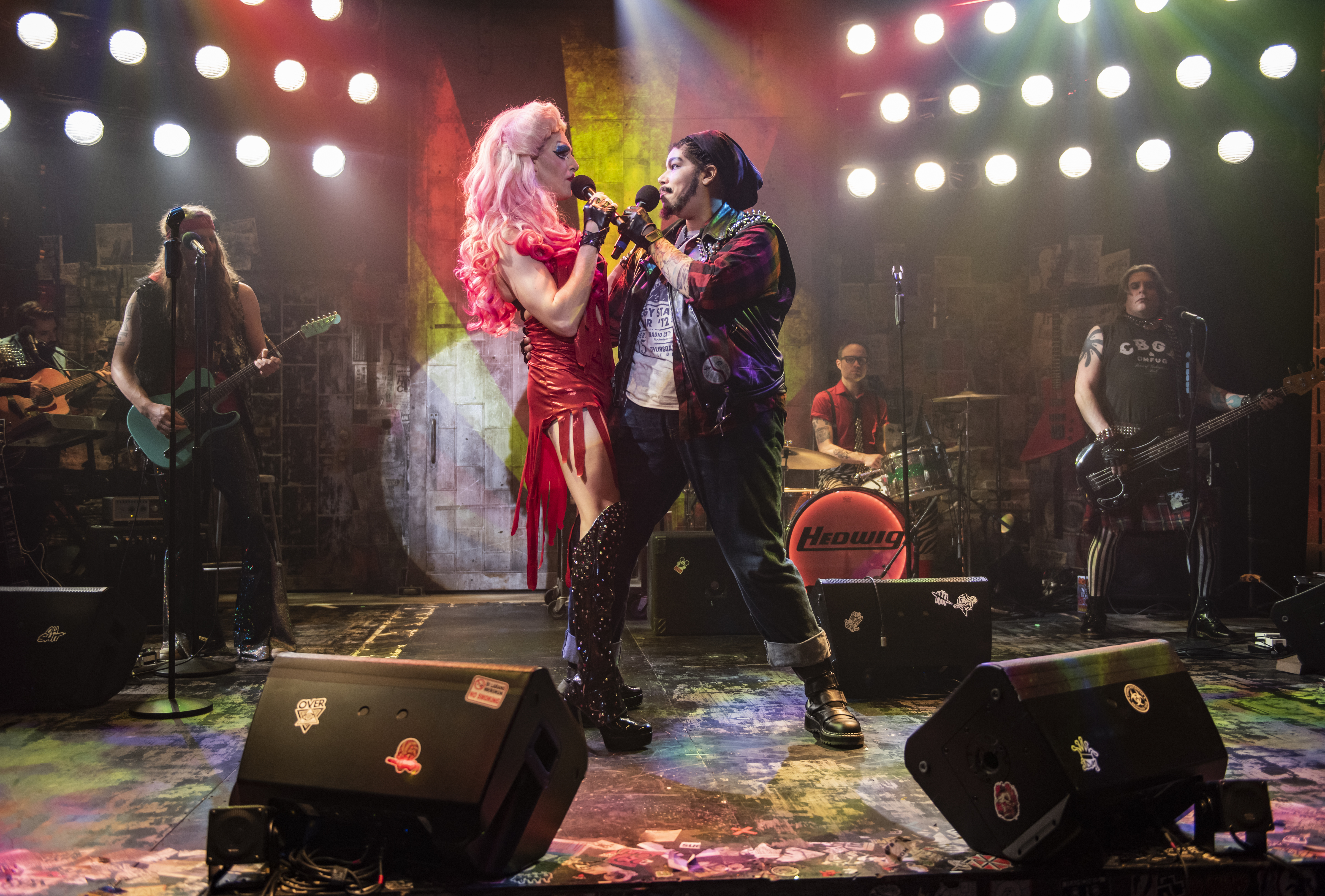 Milwaukee Repertory Theater presents Hedwig and the Angry Inch in the Stiemke Studio January 28 – March 8, 2020. Left to right: Matt Rodin and Bethany Thomas with the company of Hedwig and the Angry Inch. Photo by Michael Brosilow.