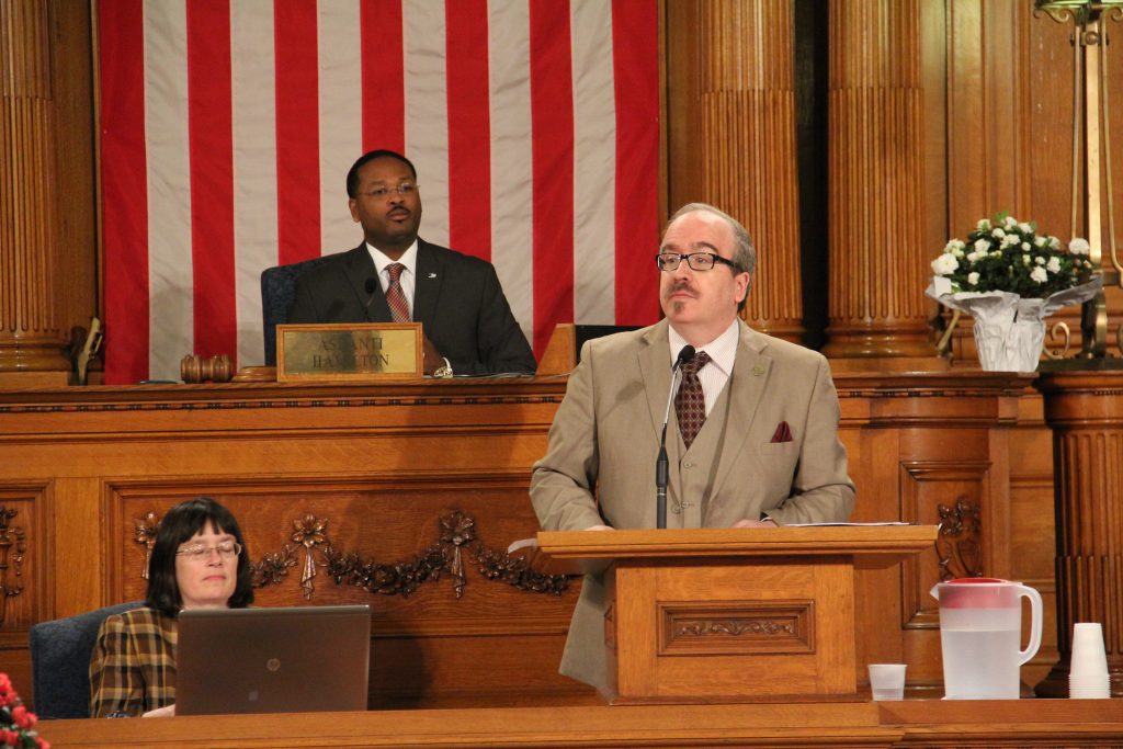 Jim Owczarski speaks to the Common Council after being sworn-in in April 2016. Photo from the City of Milwaukee - Public Information Division.