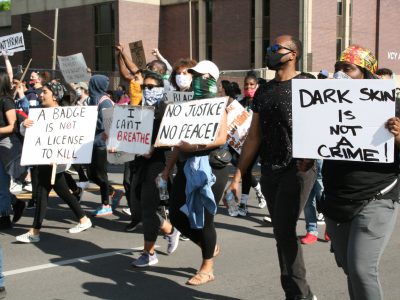 Peaceful Protesters March Over 12 Miles Across Milwaukee