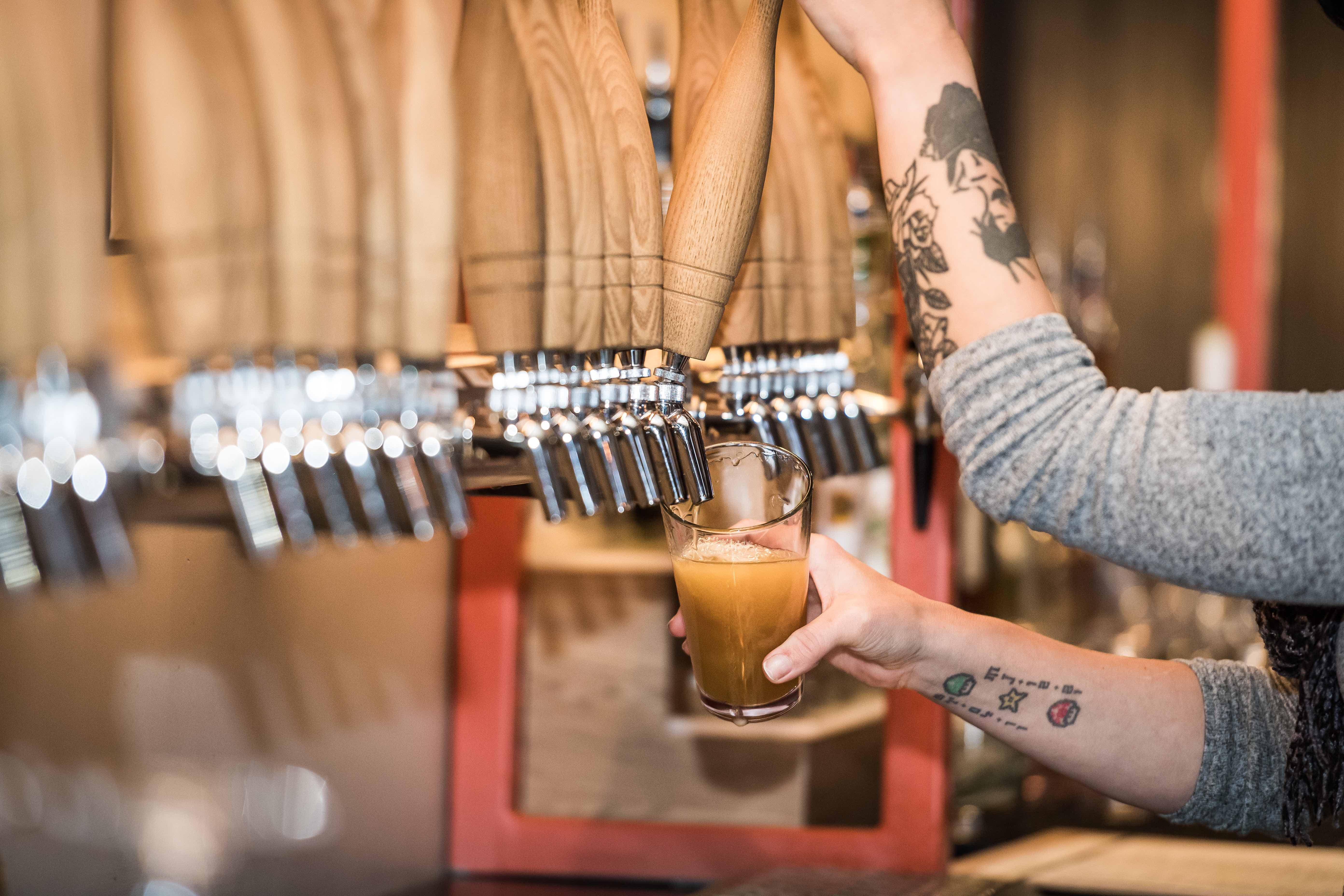 WhirlyBall_Beer Pour