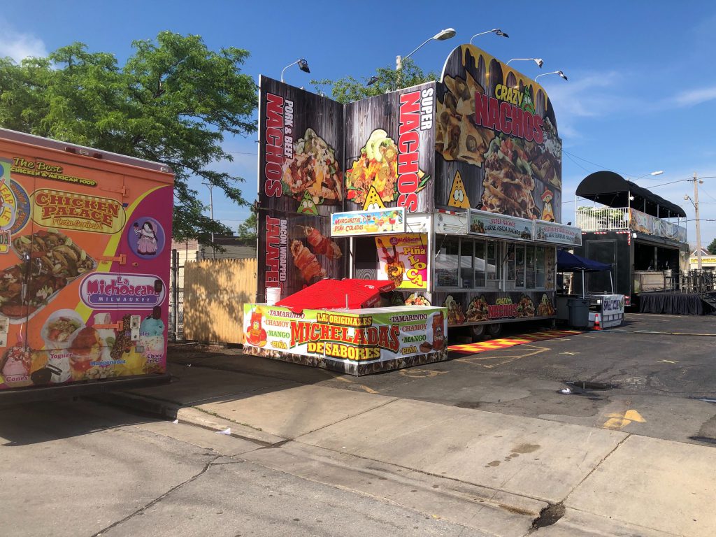A nachos stand and two-story bar outside of Fiesta Cafe. The business was fined $1,500 for violations of the city's COVID-19 health order. Photo by Jeramey Jannene.