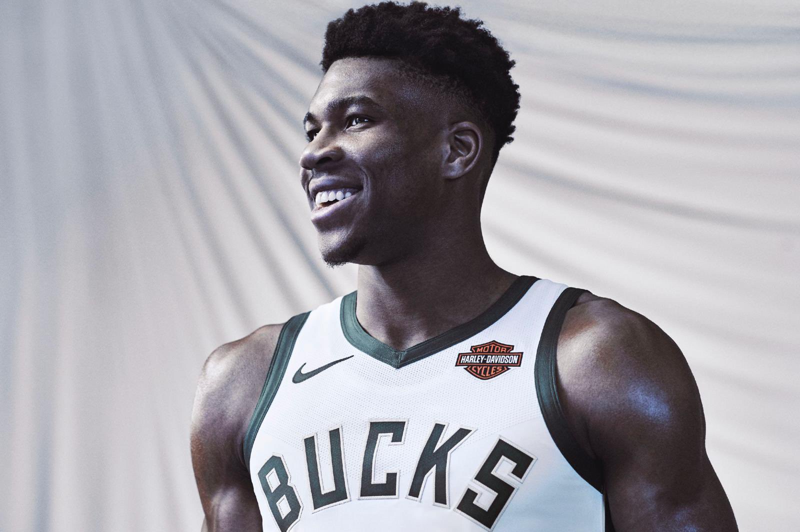 Bucks sign and waive Alex Antetokounmpo, brother of Giannis, in