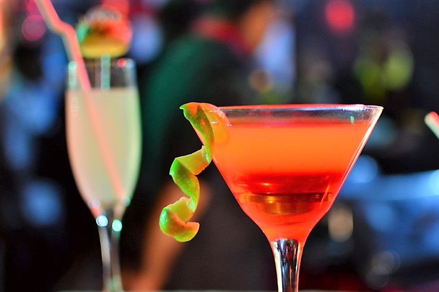Cocktails. Photo by Michael Shehan Obeysekera, CC BY 2.0 <https://creativecommons.org/licenses/by/2.0>, via Wikimedia Commons