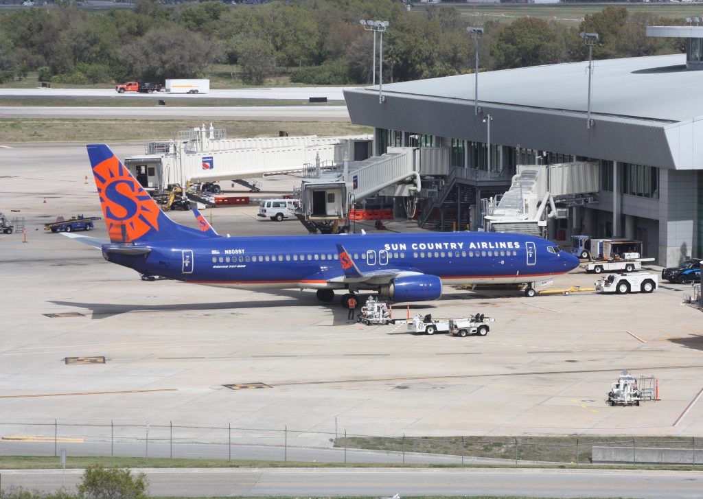 Sun Country Airlines jet. Photo by Railfan99, CC BY-SA 4.0 , via Wikimedia Commons