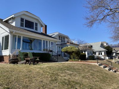 Milwaukee Walks: Bay View Offers History and Lake Views