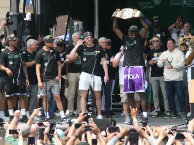 Photo Gallery: Milwaukee Bucks Parade, Celebration