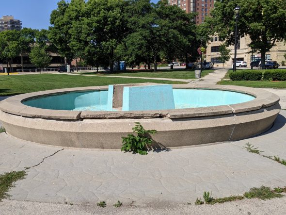 The second fountain basin is an eyesore. Photo taken August 20, 2021 by Carl Baehr.